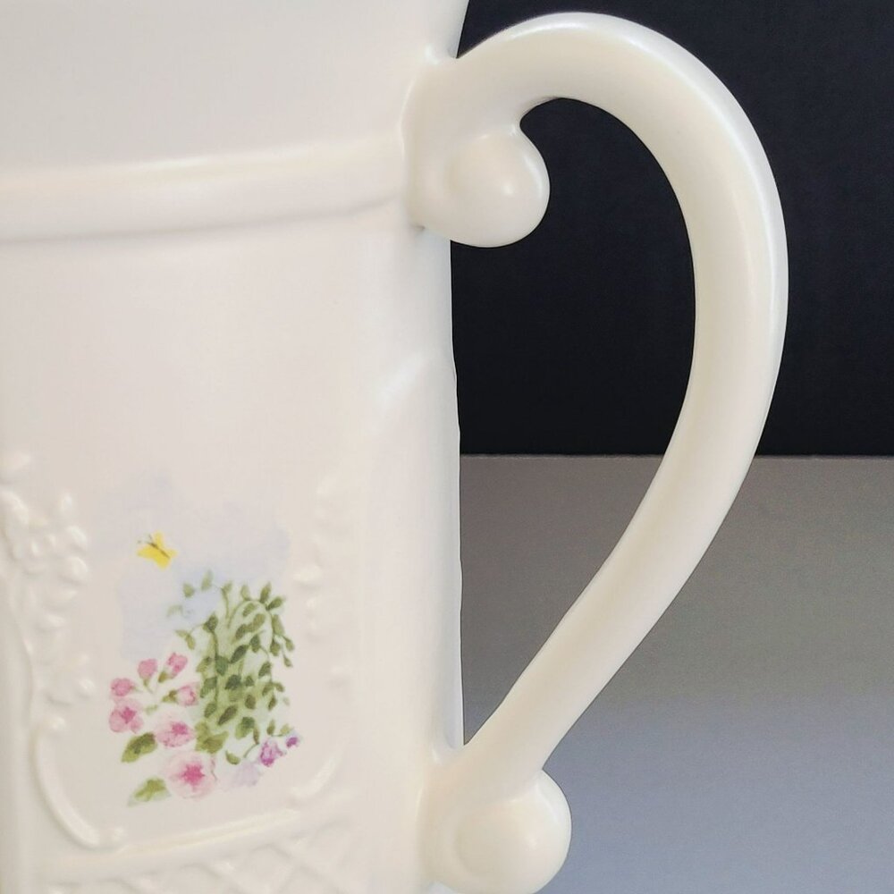 Vintage Pfaltzgraff Cape May Pitcher Sculptured Shabby Chic Floral Garden USA - Picture 7 of 16